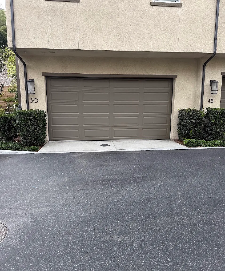 4 bed, 2001 sqft, $4,750 — Photo 2