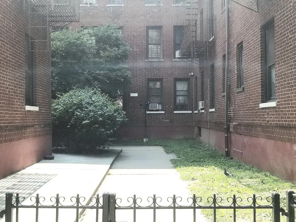1st image of 4012 Parsons Blvd #B