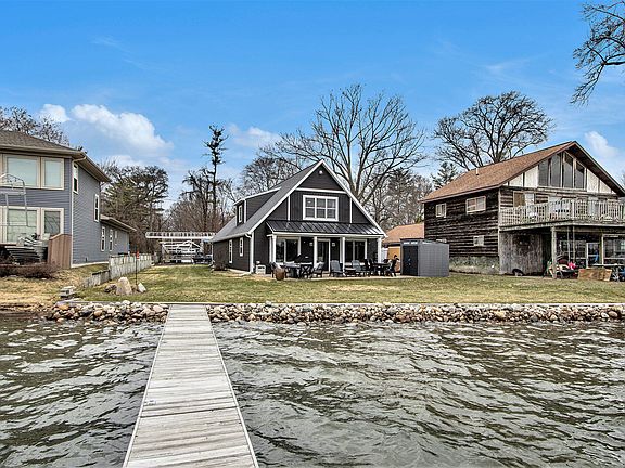 2nd image of 2689 Oakleigh Dr