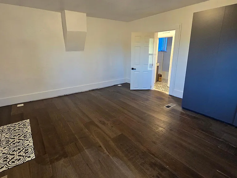 452 S Main St — Photo 6