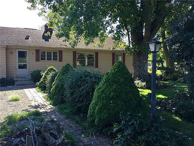 2nd image of 352 S River Rd