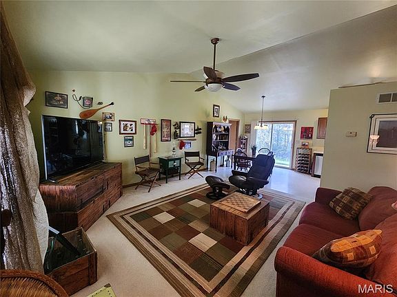 4th image of 379 Martin Field Ct