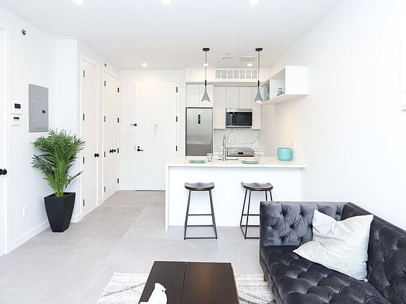 2nd image of 537 Grand St #2AA