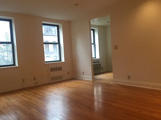 Rented by Waverly Realty Associates | media 16