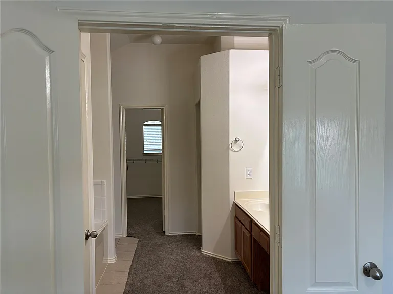 21223 Colton Cove Dr — Photo 36