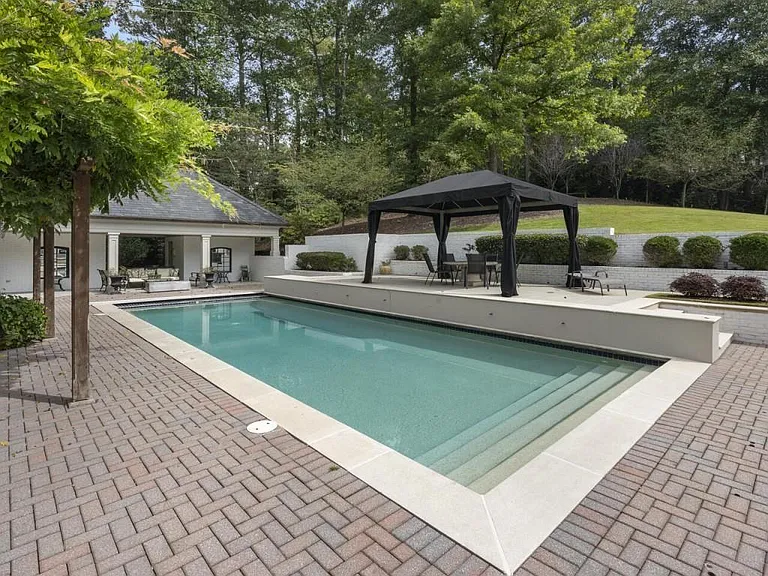 997 Davis Dr — Photo 104