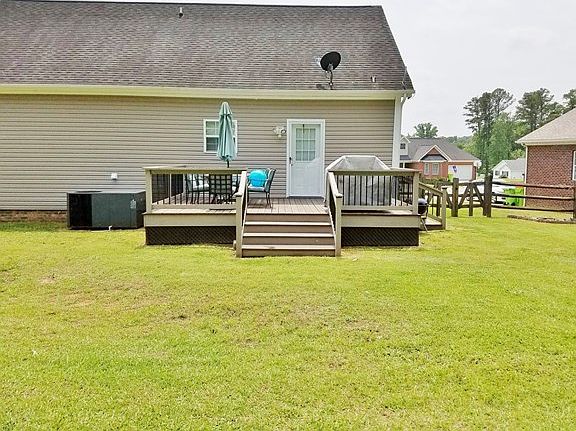 3rd image of 35 Canterbury Ct