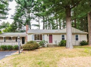 23 Chapel Hill Dr, Attleboro, MA 02703