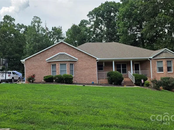 110 Pineburr Ave SW, Valdese, NC 28690