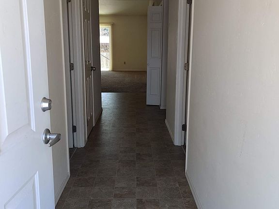 3rd image of 181 Old Fort Rd #181