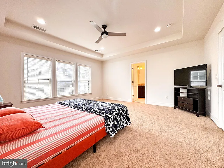 25419 Reed Orchard Ter — Photo 31