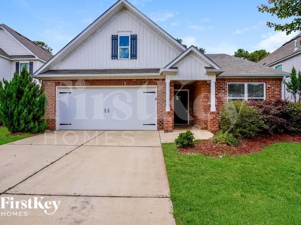 4631 Woodford Cir