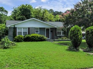 4033 Fieldcrest Rd, Charlotte, NC 28217