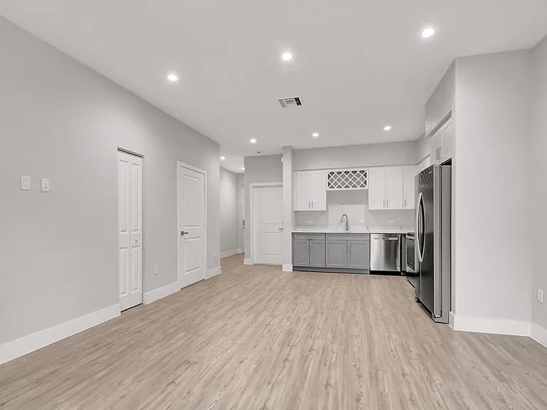11-web-or-mls-Apartment (11) 11-web-or-mls-Apartment (11)