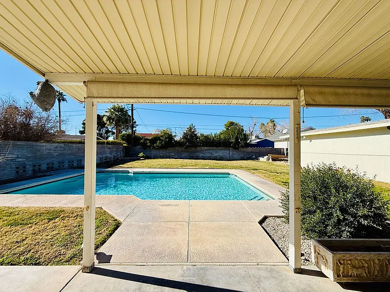 1208 Buehler Dr — Photo 41
