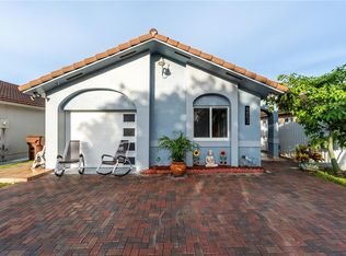 6853 W 25th Ct, Hialeah, FL 33016