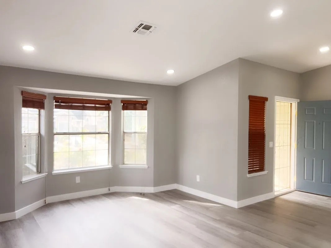 3 bed, 2.0 bath, 1567 sqft, $2,700 — Photo 4