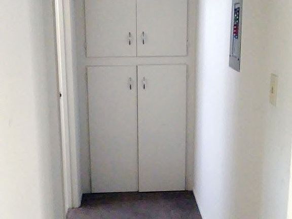 3rd image of 2174 Royal Dr APT 14