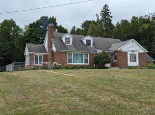 120 Keightley St, Saint Ignace, MI 49781