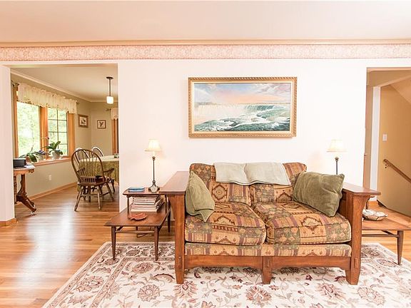 5th image of 5460 Maelou Dr