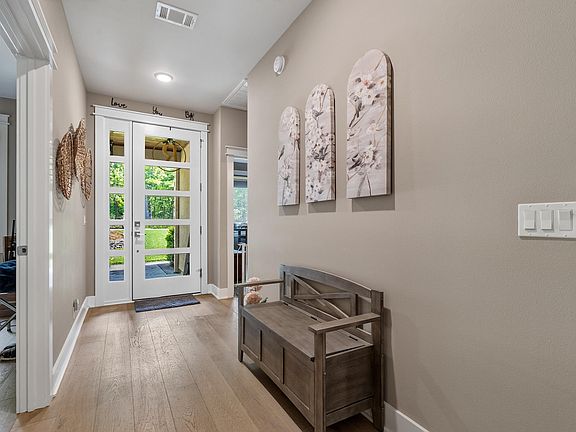 5th image of 9 Fenix Cir
