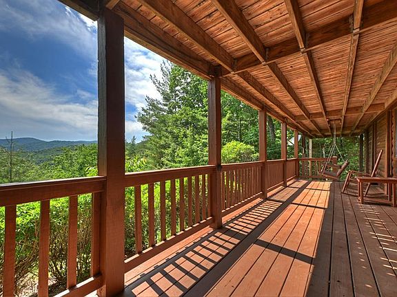 2nd image of 277 Hickory Nut Trl