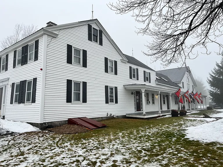1230 White Mountain Rd — Photo 3