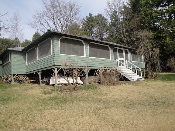 2nd image of 13 Derby Way