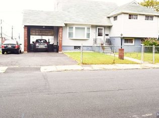7201 Cottage Ave, North Bergen, NJ 07047