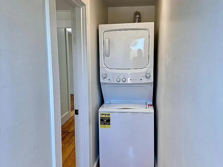 21 Main St #A — Photo 8