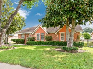 14910 McLeod Dr, Houston, TX 77060