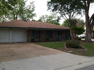 1903 Weymouth Ct, Arlington, TX 76013