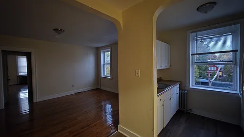 34 Hotchkiss St Photo 1