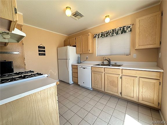 4th image of 5590 S Chaparral Way