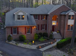 55 Twinbrooks Trl, Chester, NJ 07930