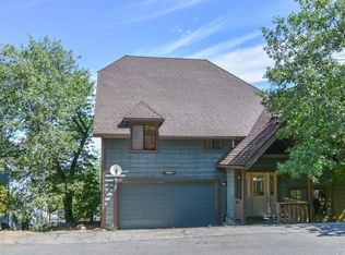 28984 Lassen Dr, Lake Arrowhead, CA 92352