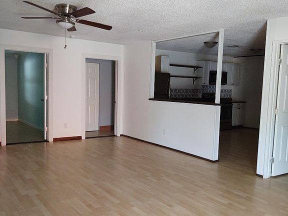 2nd image of 1004 D St Unit A