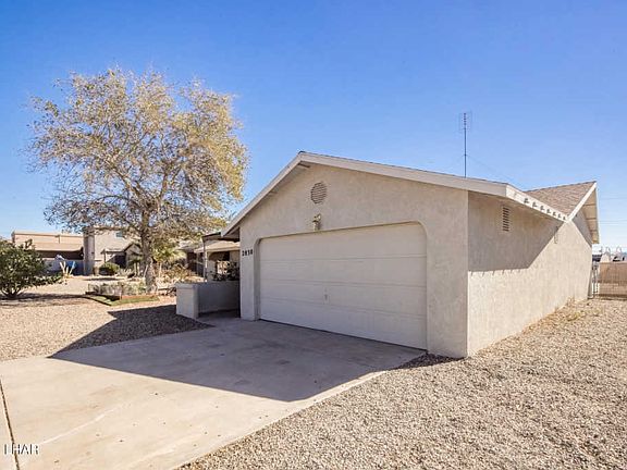 3rd image of 2830 Corral Dr