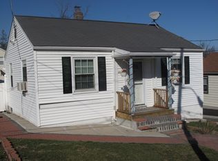 12 Floral Ln, Yonkers, NY 10703