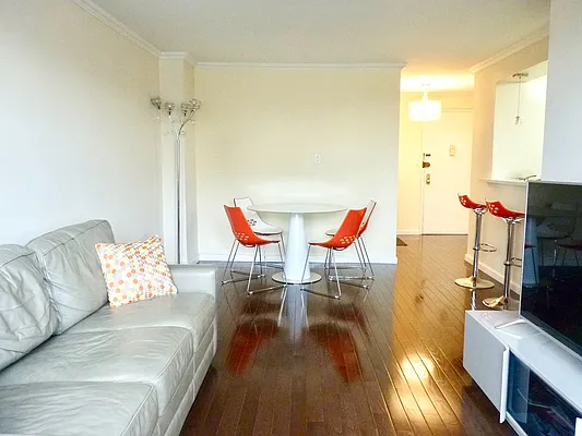 Rented by Keller Williams NYC | media 24