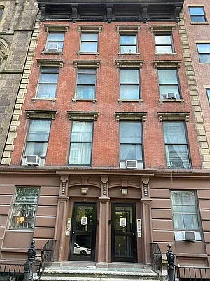 Rented by J PRESTON AND ASSOCIATES INC | media 22