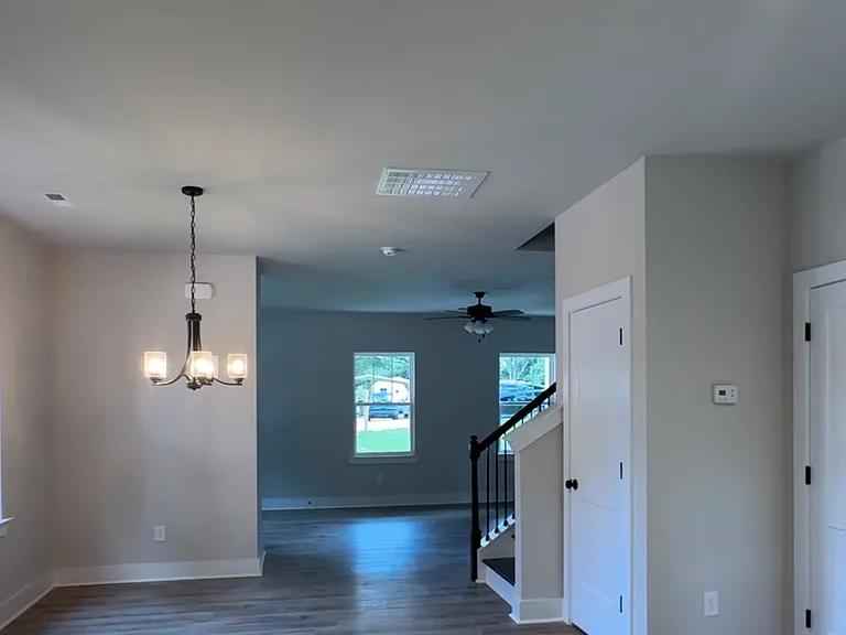 115 Clayton St — Photo 4