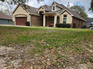 15369 Jackie Rd, Hamshire, TX 77622