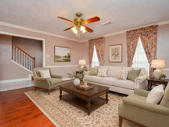 4th image of 16318 Cobble Springs Ct