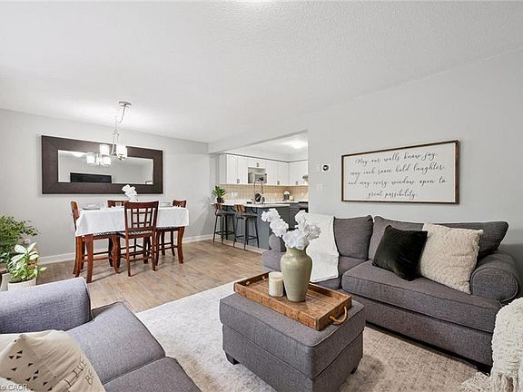 5th image of 31 Schroder Cres #21