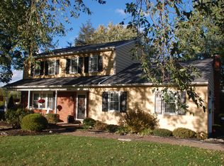 649 Rittenhouse Pl, Telford, PA 18969