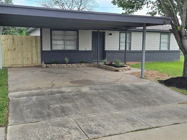 3502 Magnolia Ave, Texas City, TX 77590