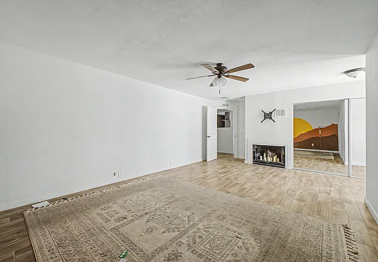 13608 N 41st Pl — Photo 9