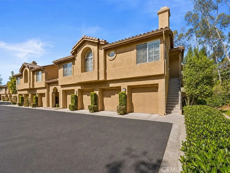 100 Fulmar Ln — Photo 1