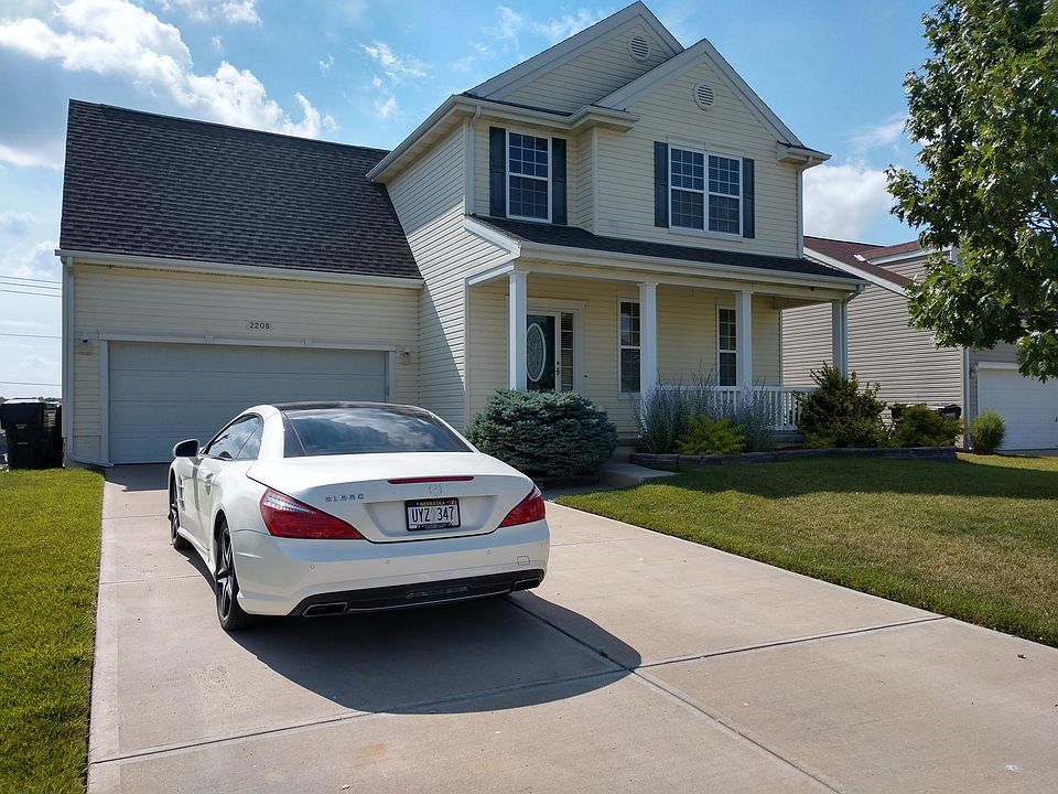 1st image of 2208 Walnut Creek Dr